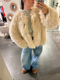 Fluffy Jacket Beige