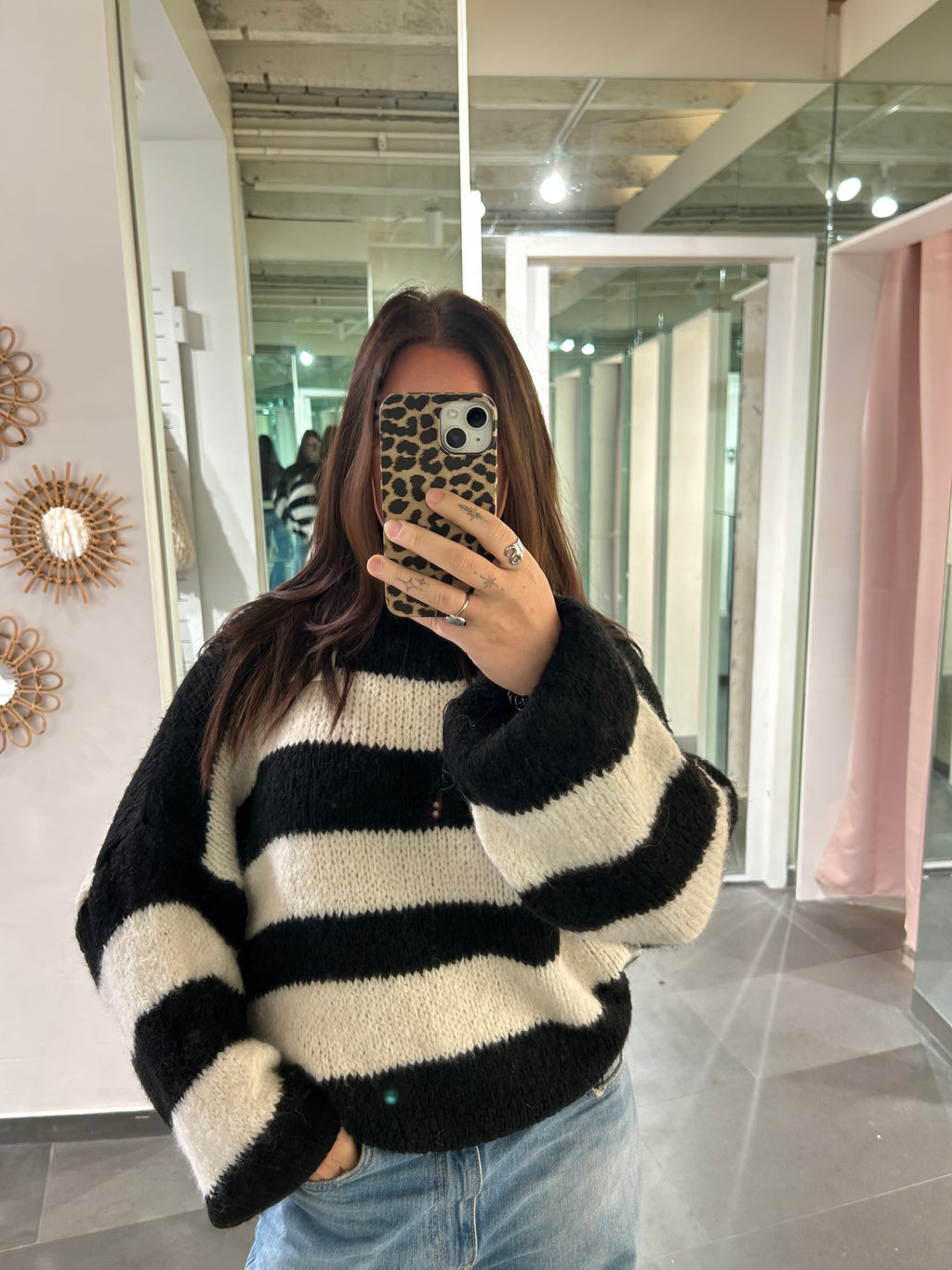 Classy Sweater Striped Black/Beige