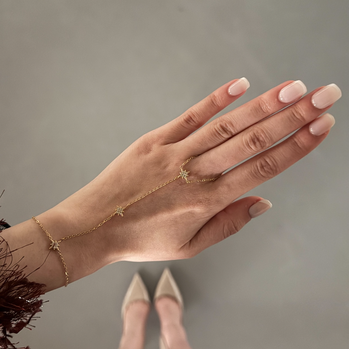 Starz Hand Chain