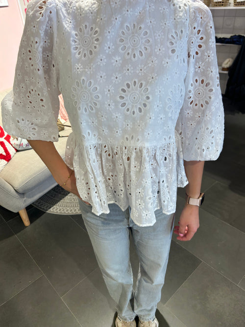 Broderie Blouse White - My Favourites
