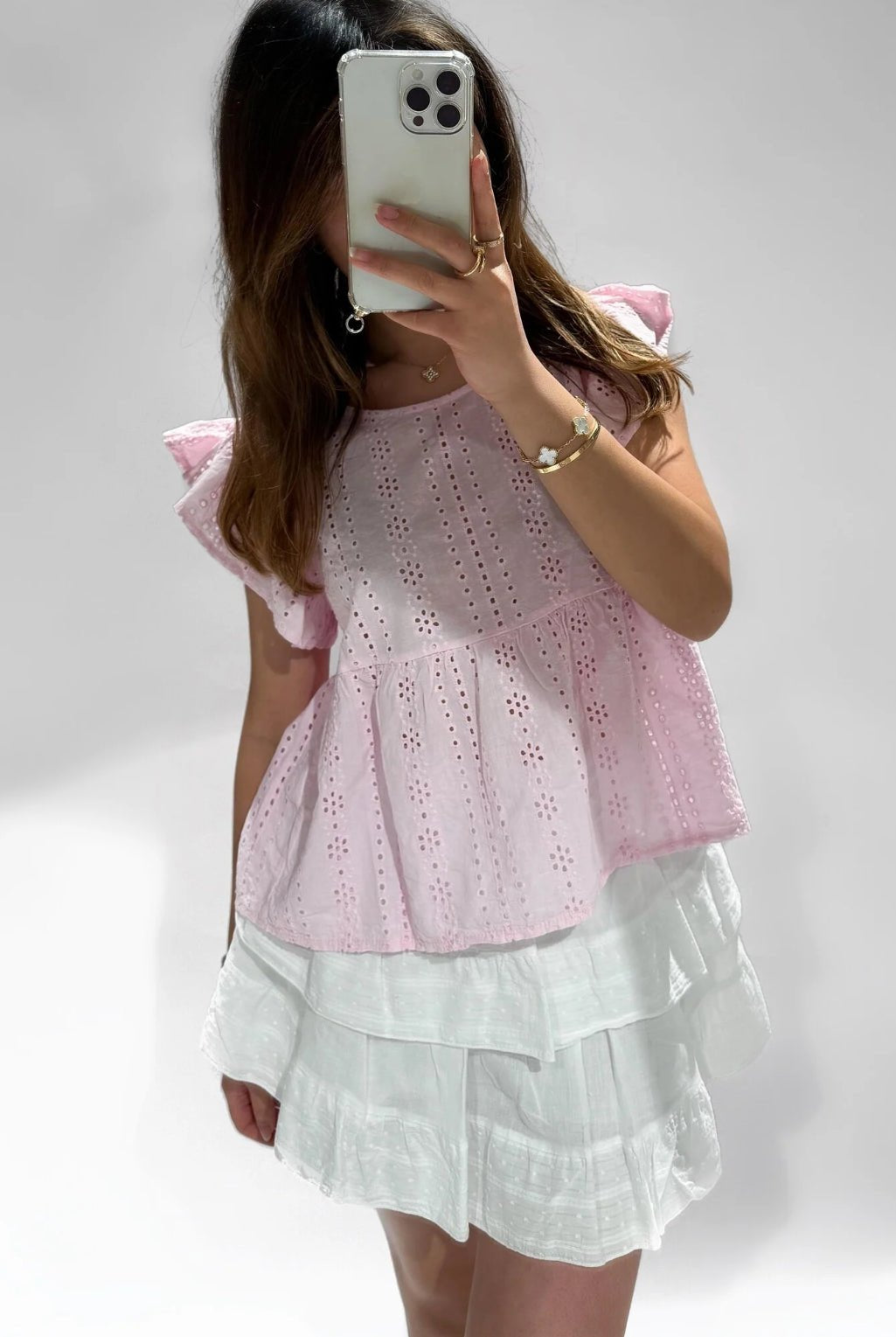 Embroidered blouse baby pink -