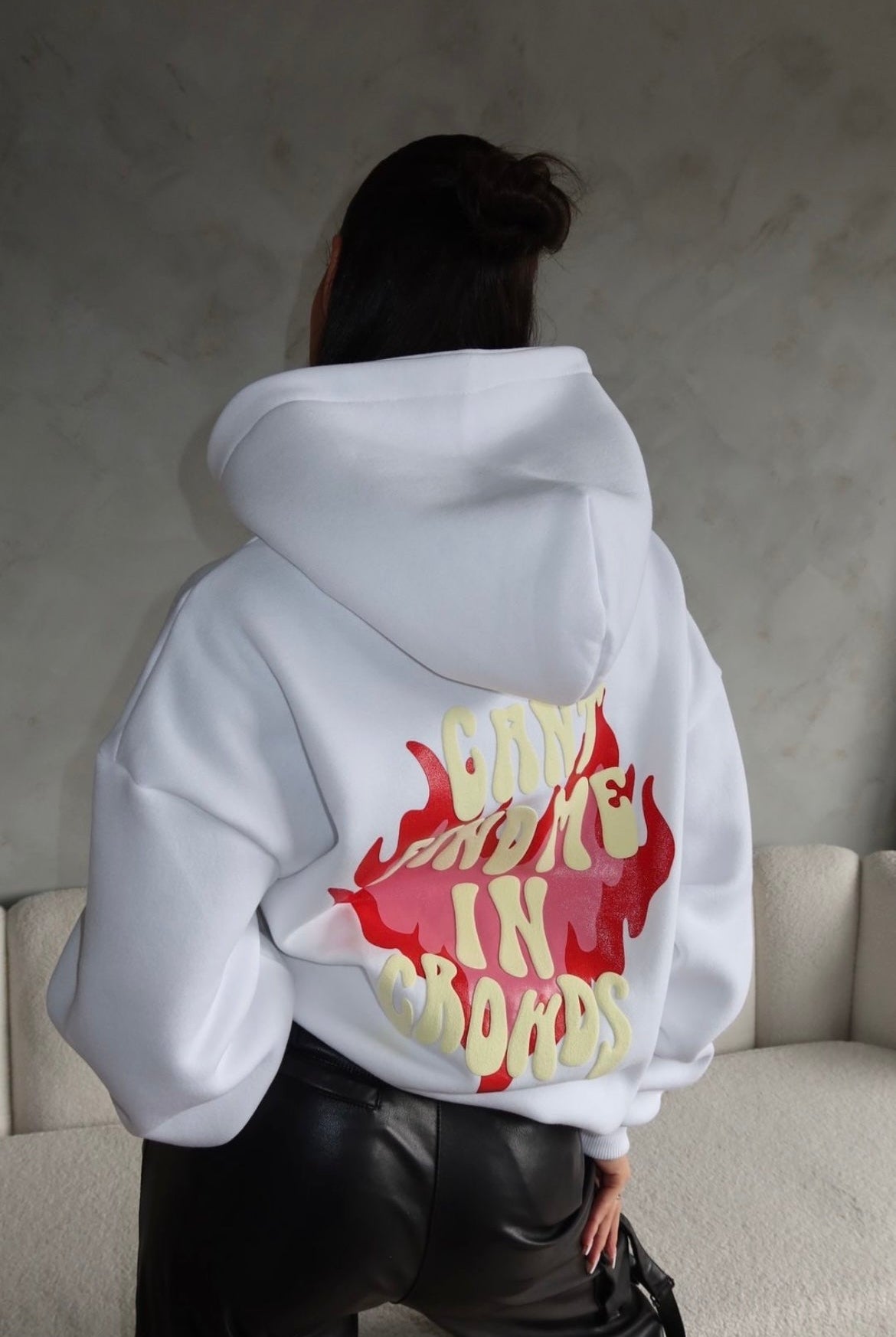 ♥︎CANT FIND ME IN CROWDS HOODIE - My Favourites