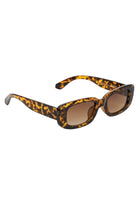 Simple retro brown sunglasses -